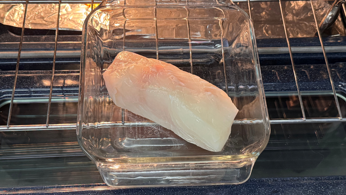 Mastering Fish: 450°F Baking Temperature + 10-Minute Rule Technique ...